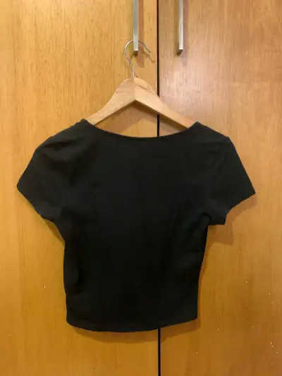 Polera negra básica mujer - miniatura 2
