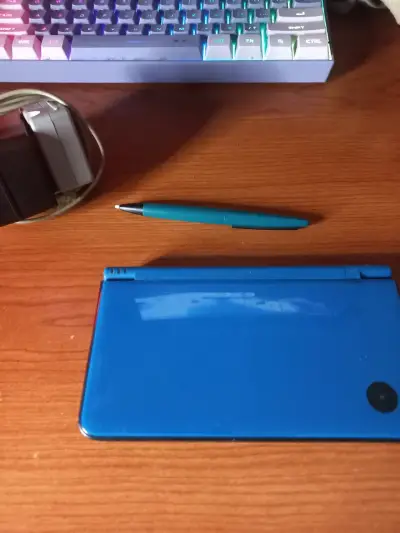 Nintendo Dsi XL Azul - miniatura 1