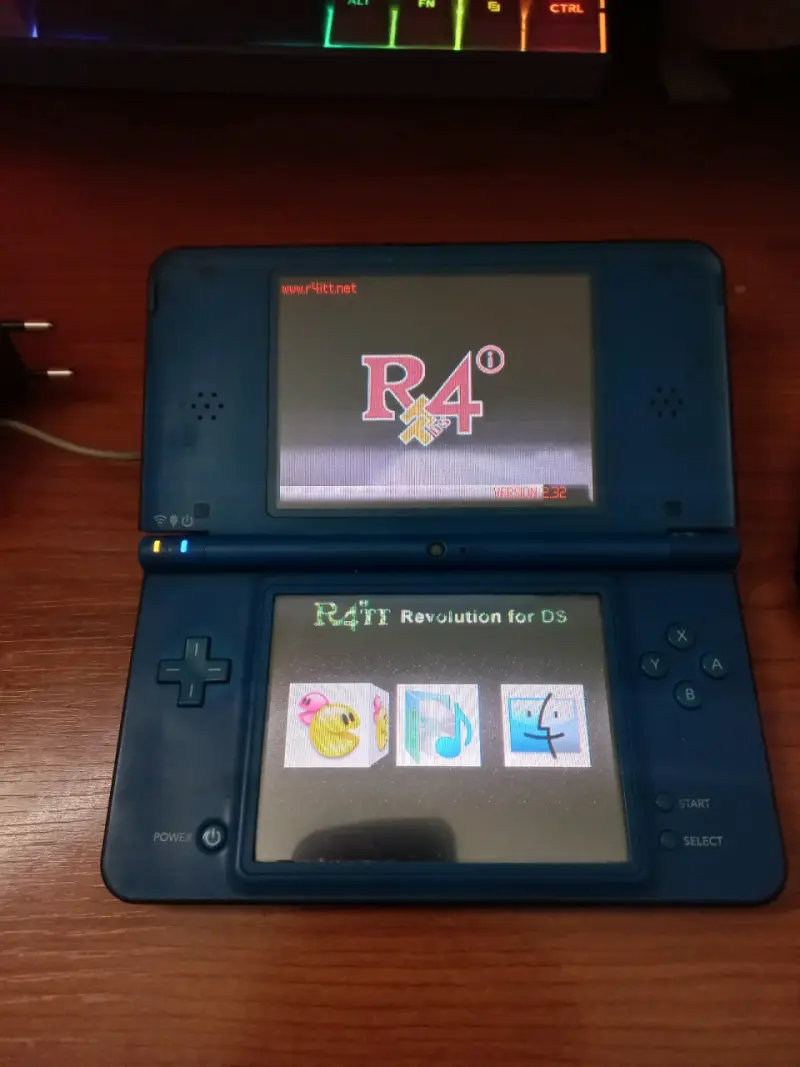 Nintendo Dsi XL Azul - 4