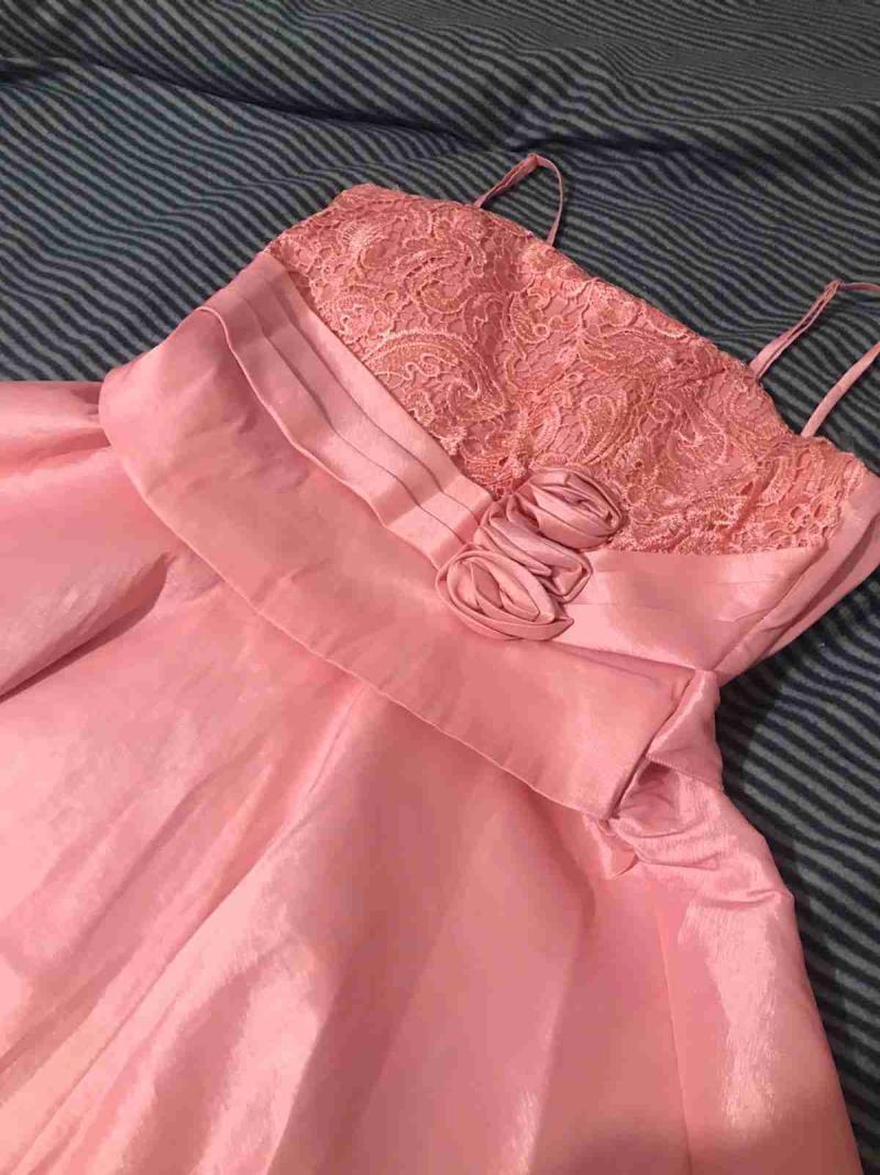 Vestido rosado con encaje talla L nuevo - 2