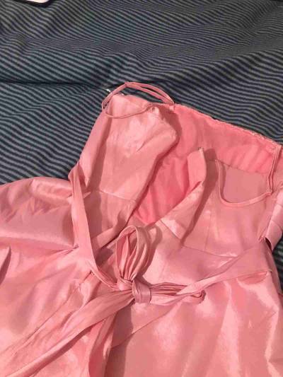 Vestido rosado con encaje talla L nuevo - miniatura 3