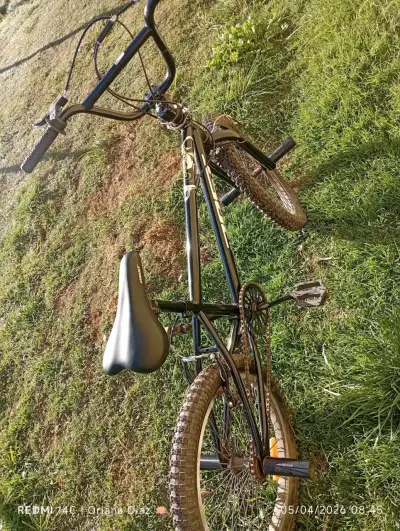 Bicicleta todo terreno negra - miniatura 6