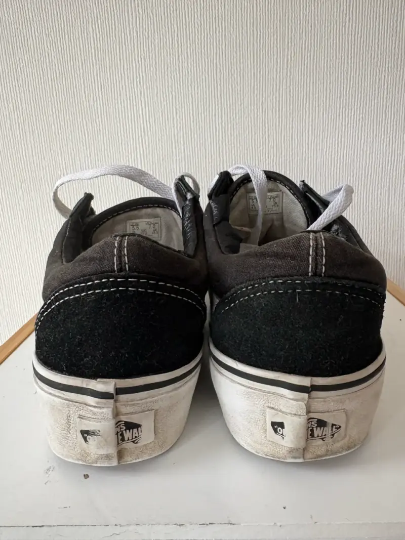 Zapatillas vans negras con blanco - 3