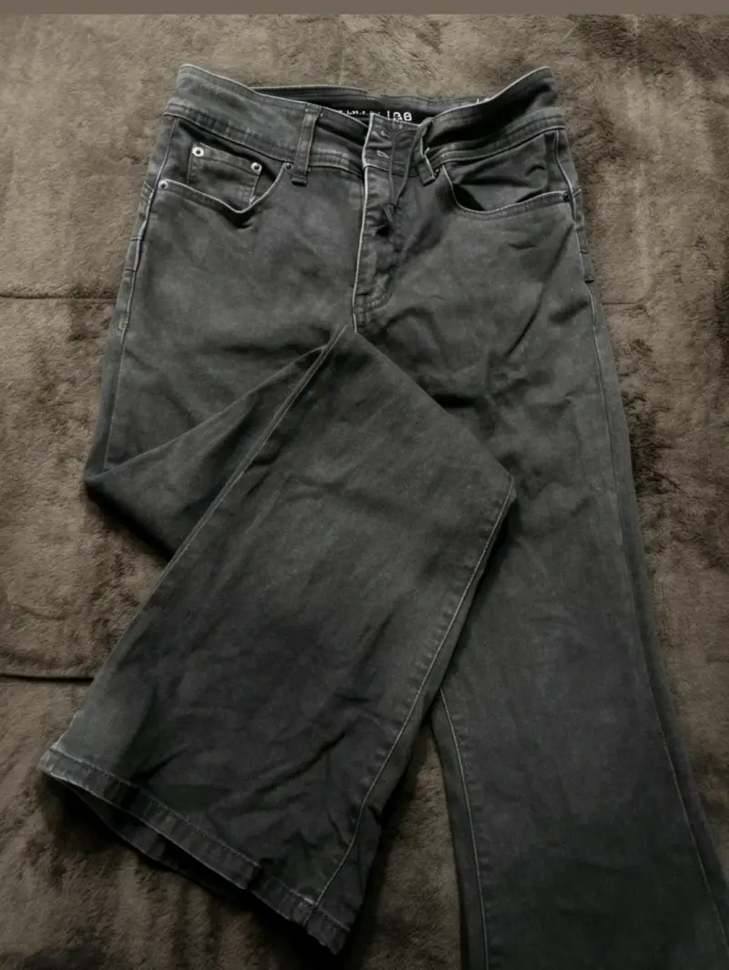 Jeans negros campana