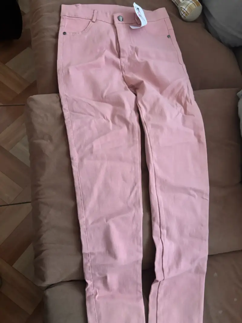 Pantalones rosados de mujer - 3