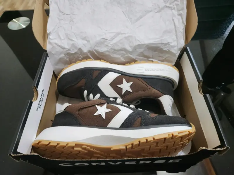 Zapatillas Converse nuevas - 2