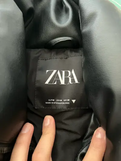 Chaleco acolchado negro Zara - miniatura 2