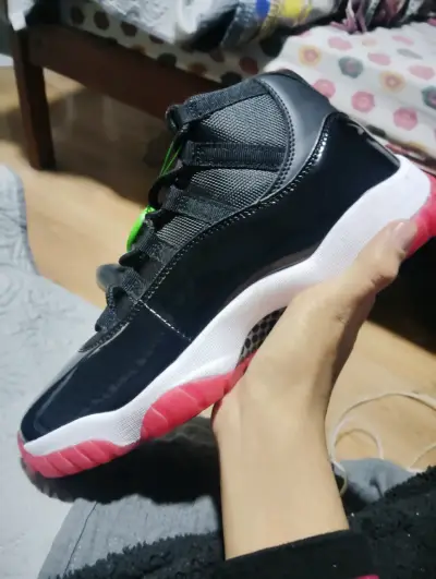 Zapatillas Air Jordan bred - miniatura 2