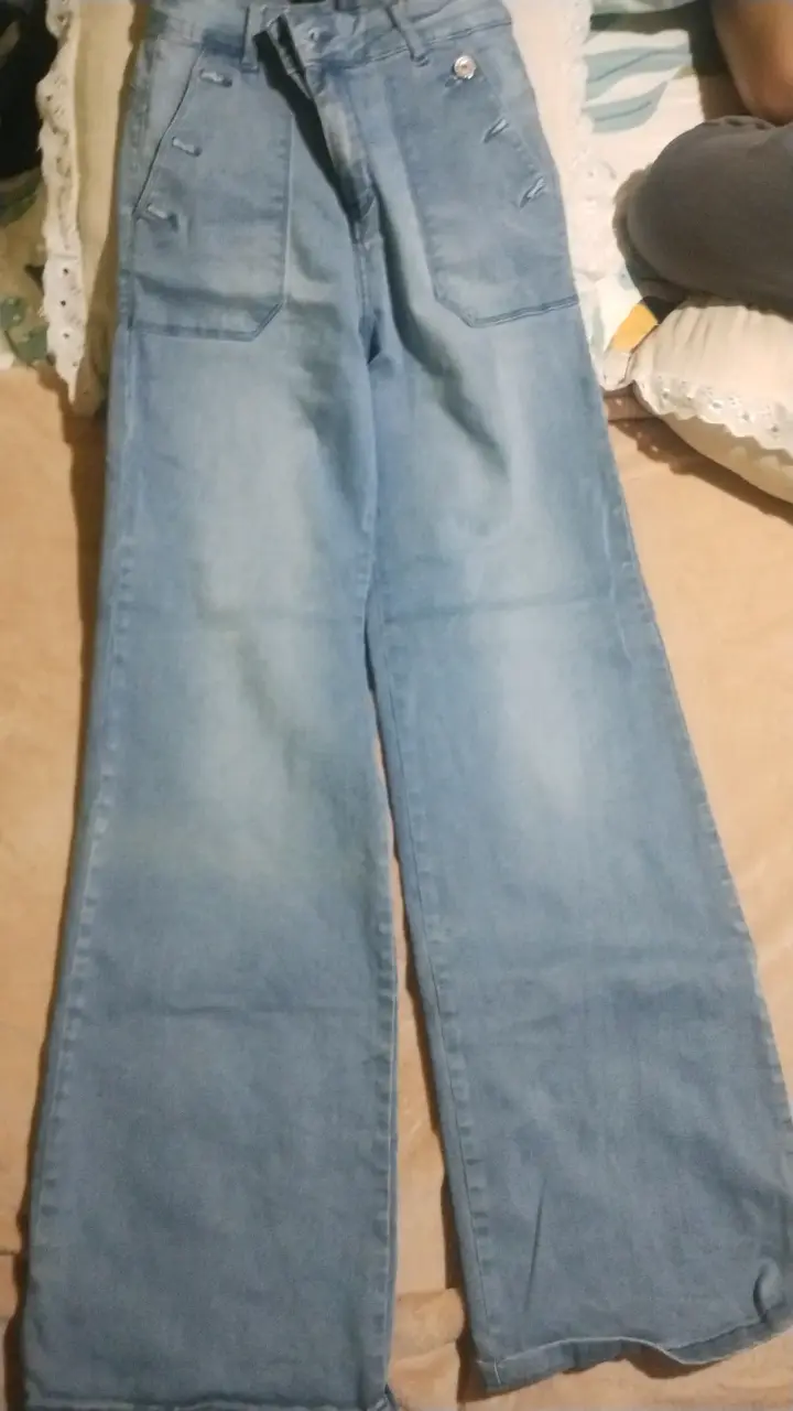 Jeans anchos celestes mujer - 1