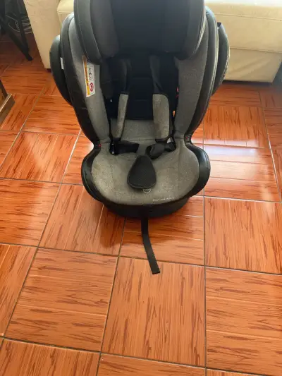 Silla de auto + coche - miniatura 1