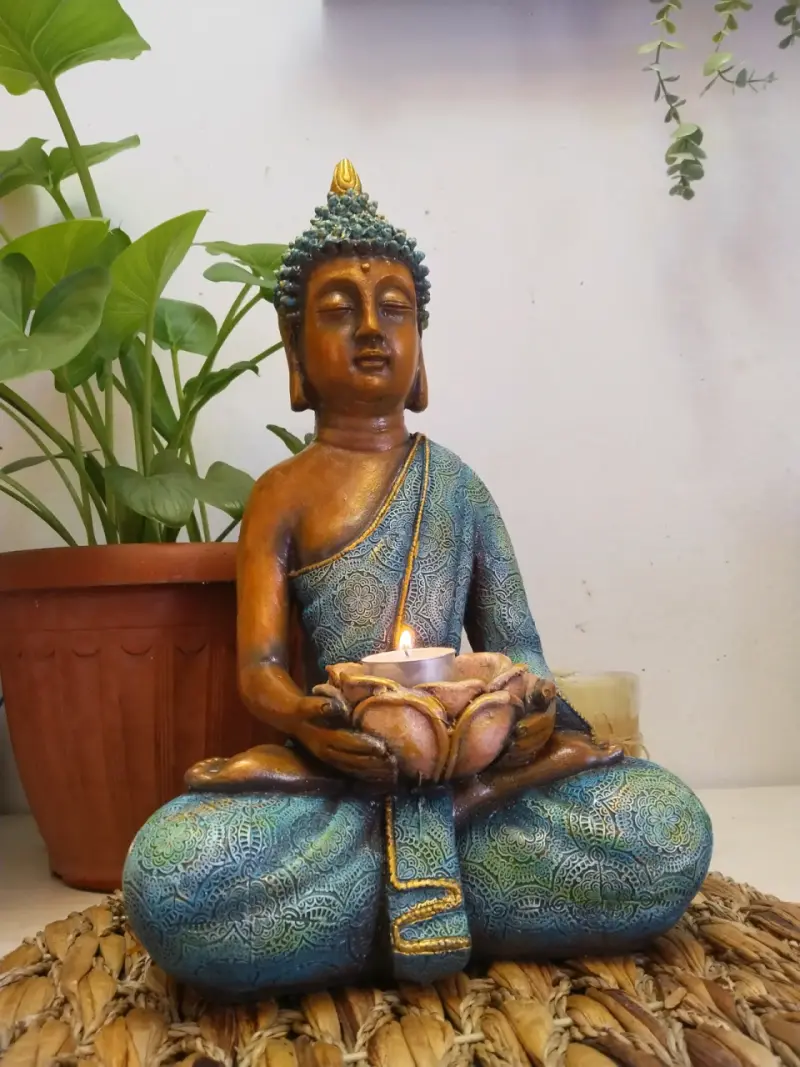 Figura de Buda con portavelas - 3