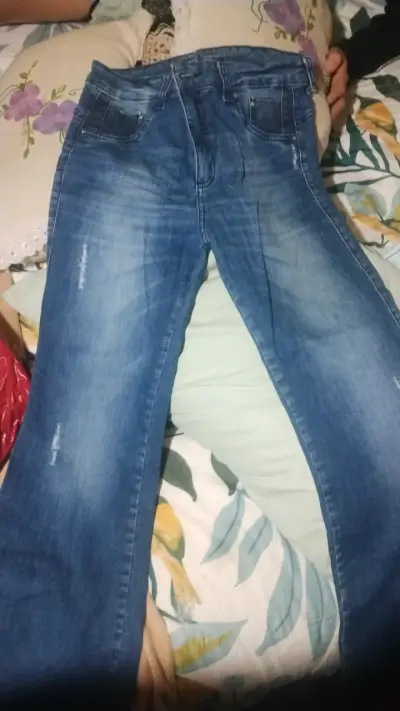 Jeans azul desgastados - miniatura 1