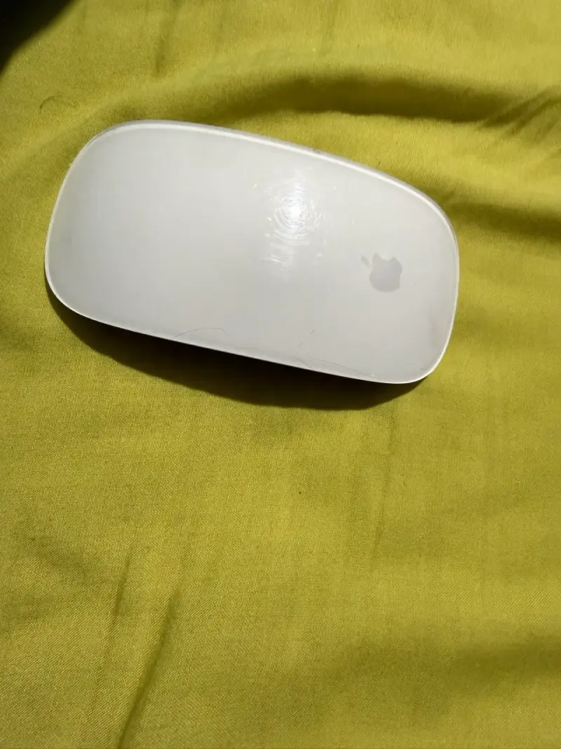 Mouse inalámbrico Apple - 1