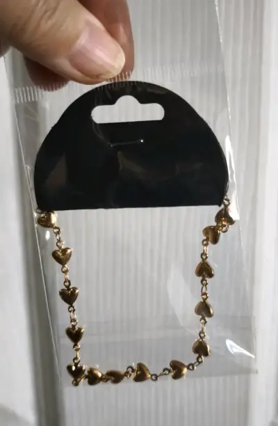 Collar dorado con cuentas verdes - miniatura 3