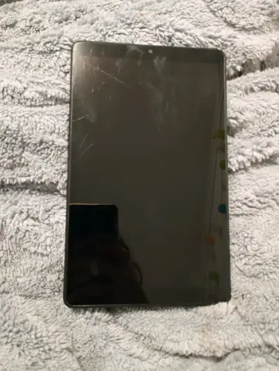 Tablet negra pantalla 10 pulgadas - miniatura 2