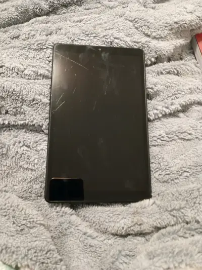Tablet negra pantalla 10 pulgadas - miniatura 3