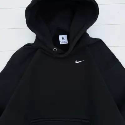 Polerón Nike Negro Grueso - miniatura 3