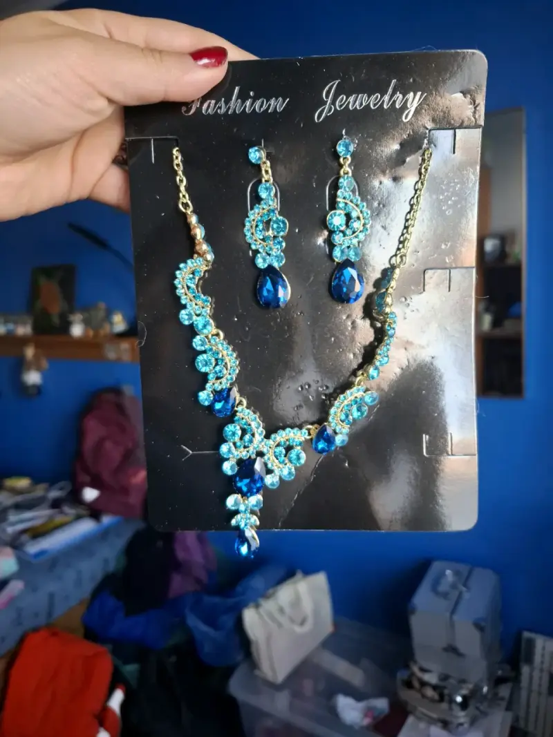 Collar - cadena mas aros de fantasía