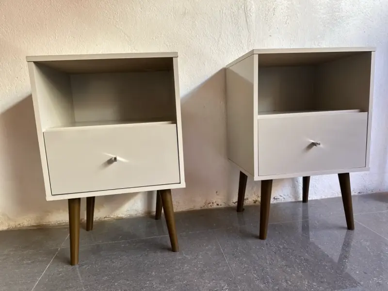 Velador blanco elegante minimalista - 3