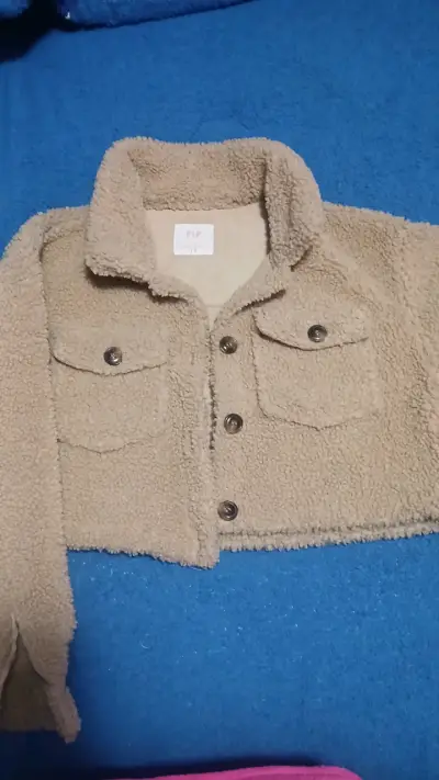 Chaqueta de lana rosada a cuadros - miniatura 2