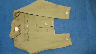 Chaqueta de lana rosada a cuadros - miniatura 3