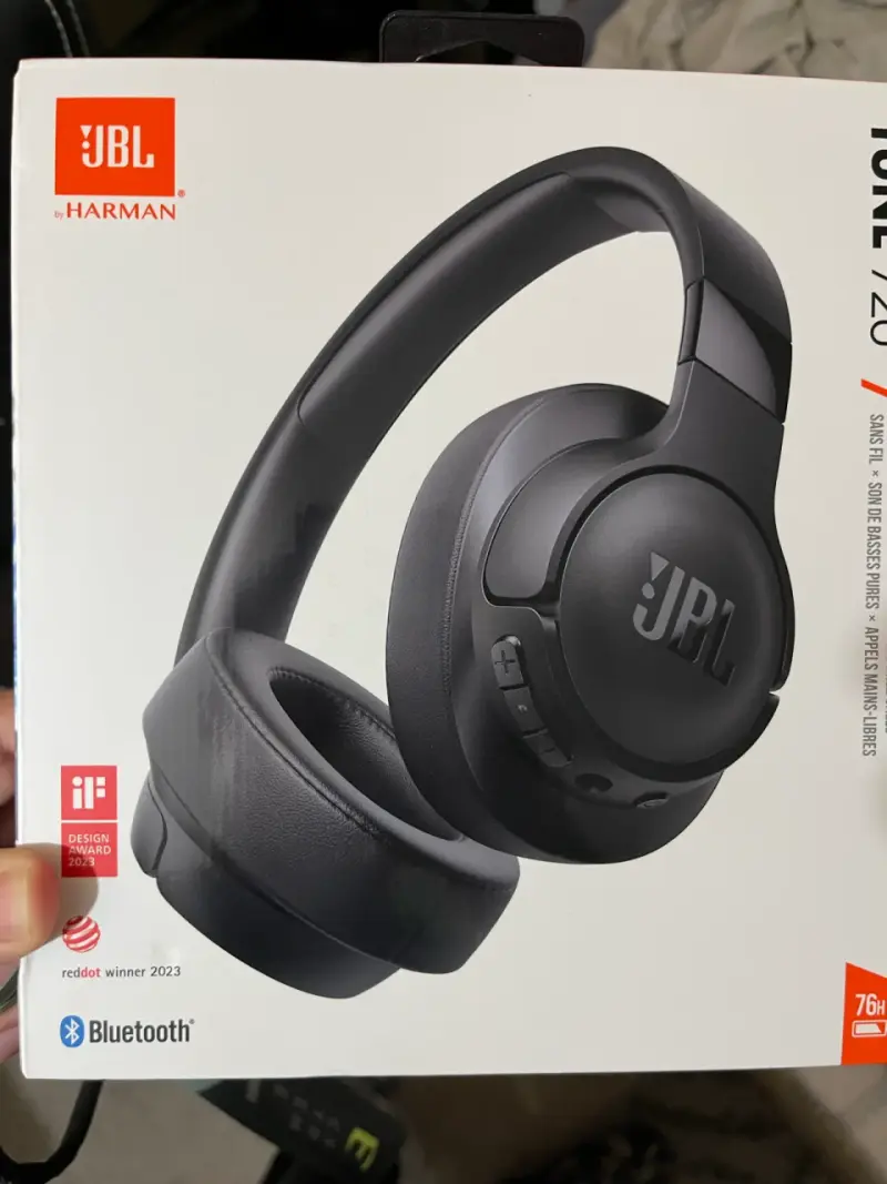 Audífonos JBL negros tune 720 bt - 4