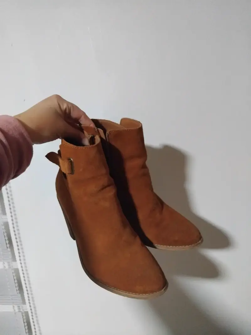 Botines marrones de gamuza - 4