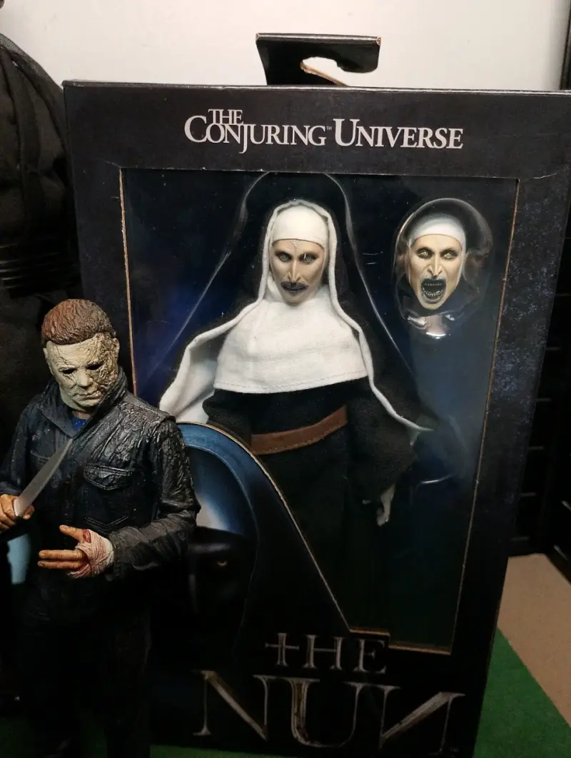 Figuras de acción colección horror y sci-fi - 4