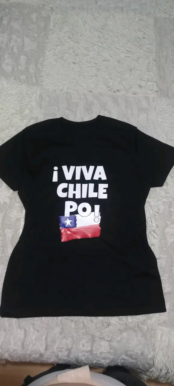 Polera negra Viva Chile Po