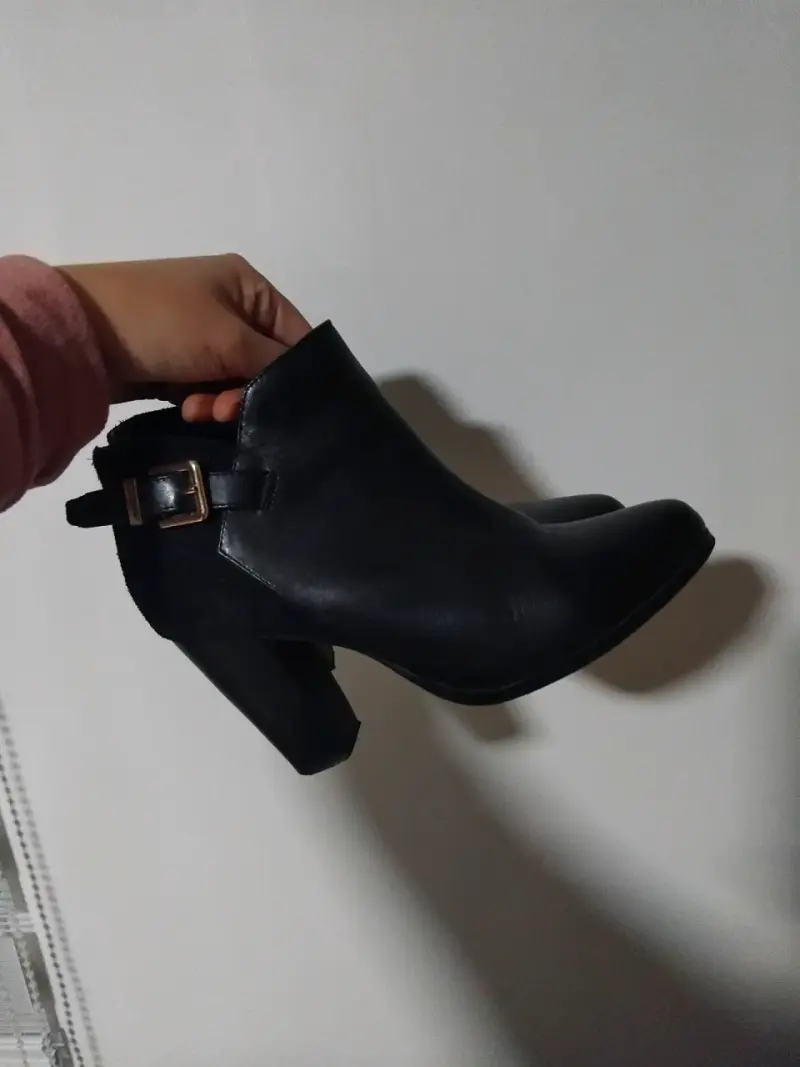 Botines negros de cuero - 3