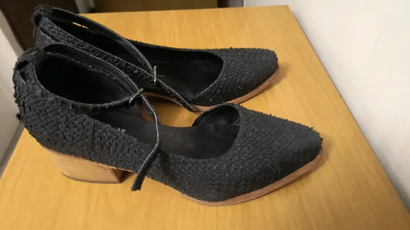 Zapatos de Cuero marca Romano número 38 - 3