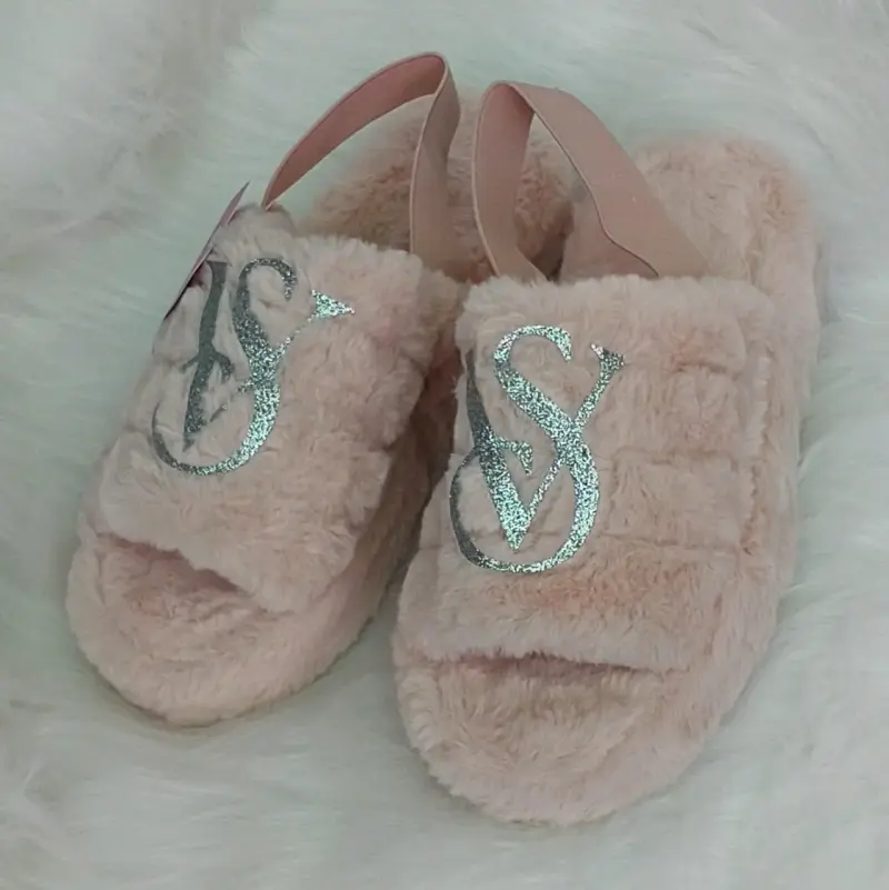 Pantuflas de peluche Victoria's Secret - 3