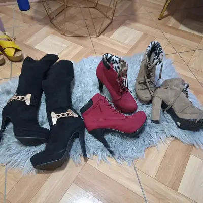 Sandalias de tacón en varios colores - miniatura 2