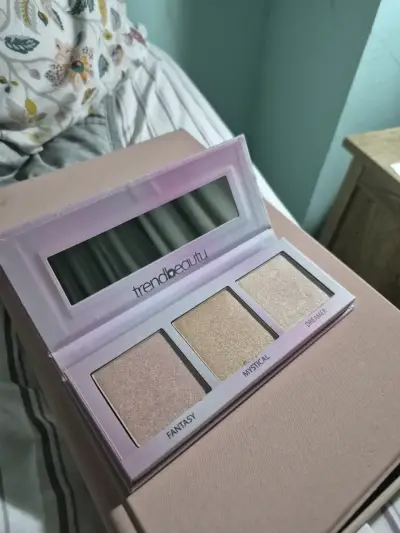 Paleta de iluminadores Trend Beauty - miniatura 1