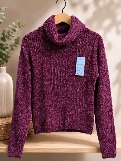 Suéter morado cuello alto - miniatura 1