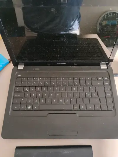 Notebook Compaq Presario CQ42 - miniatura 2