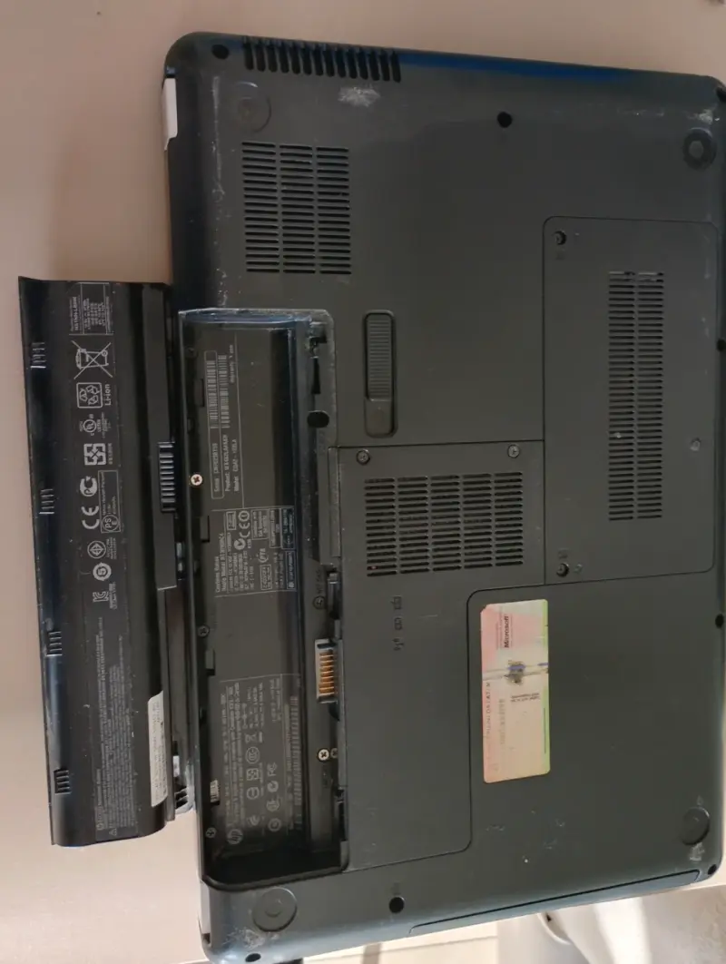 Notebook Compaq Presario CQ42 - 4