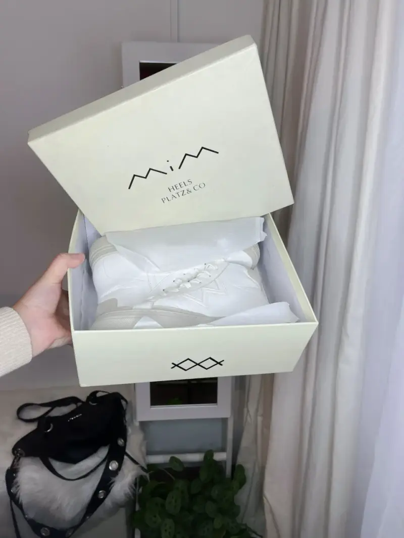 Zapatillas blancas MIM talla 38 - 1