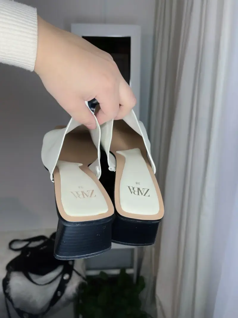 Sandalias blancas ZARA con taco talla 38 nuevas - 2