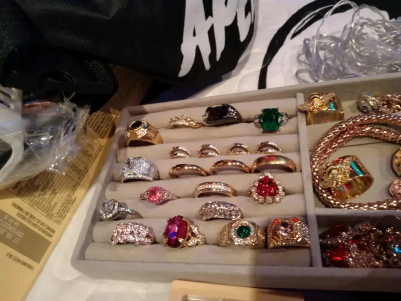 Colgantes de cadena dorados anillos hombre mujer - 3