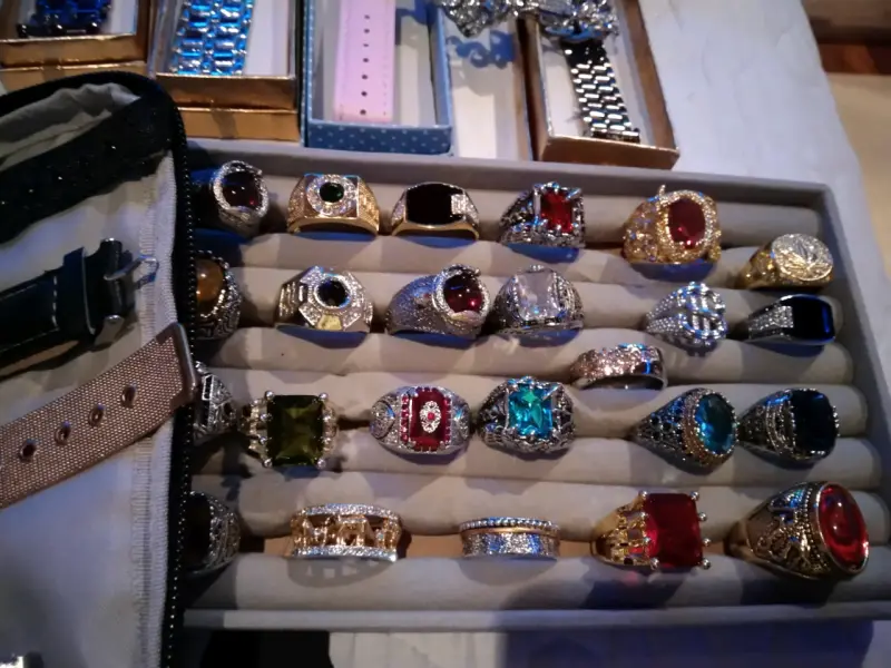 Colgantes de cadena dorados anillos hombre mujer - 4