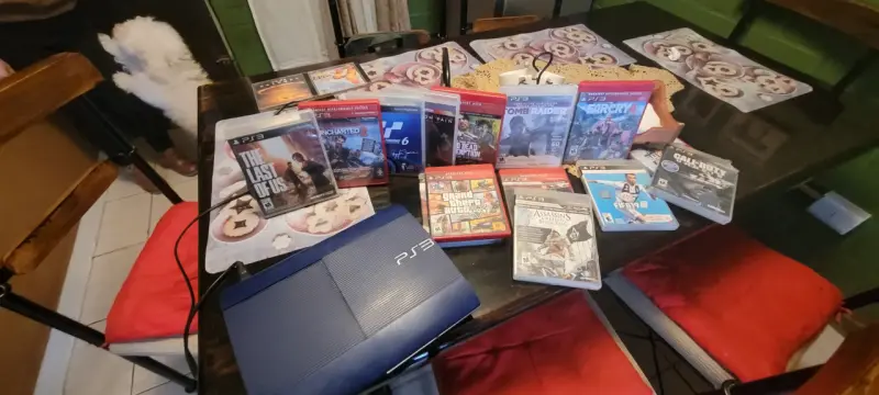 Consola PS3 con juegos variados - 3