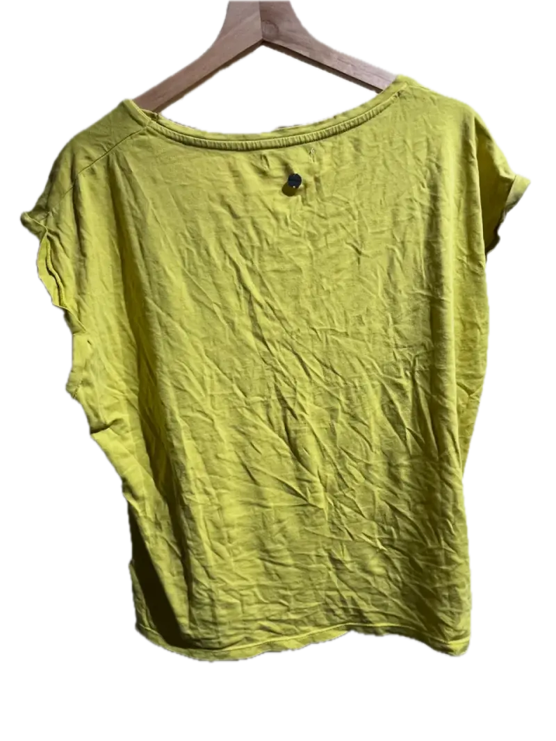 Polera amarilla estampada - 2