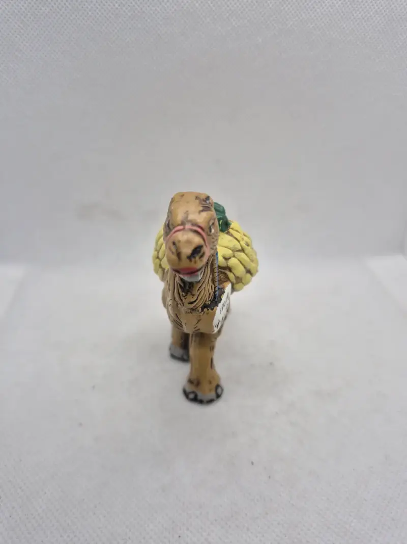Figura de camello decorativa - 2