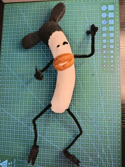 Peluche Tom York Los Pulentos - miniatura 1