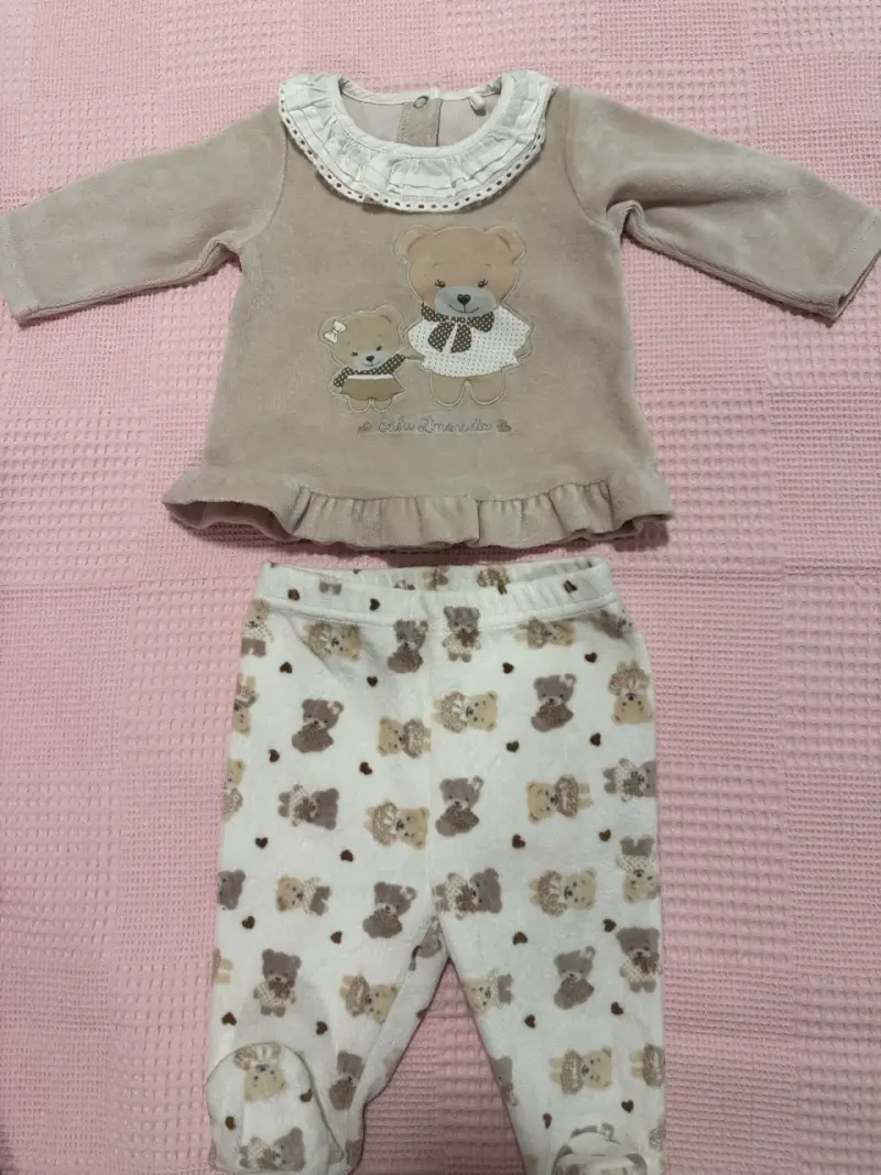 Conjunto bebé ositos beige