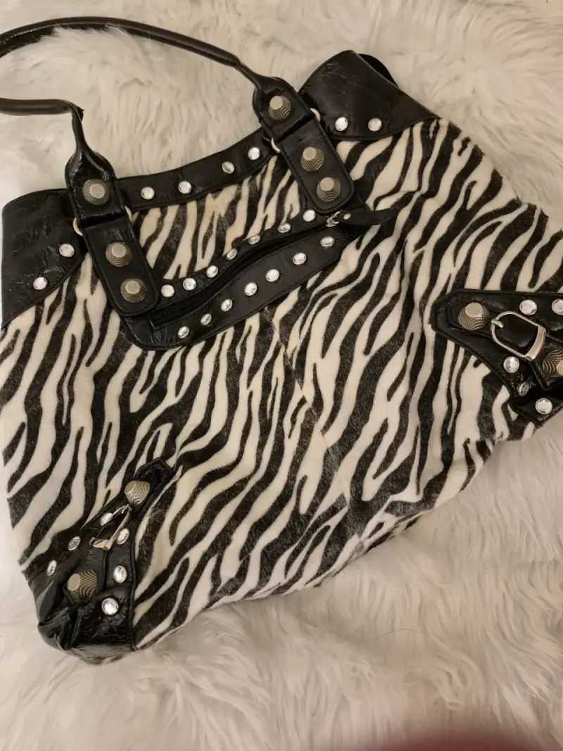 Cartera animal print con tachas - 4
