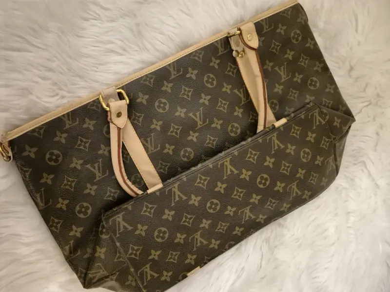 Bolso de mano estilo monograma - 6