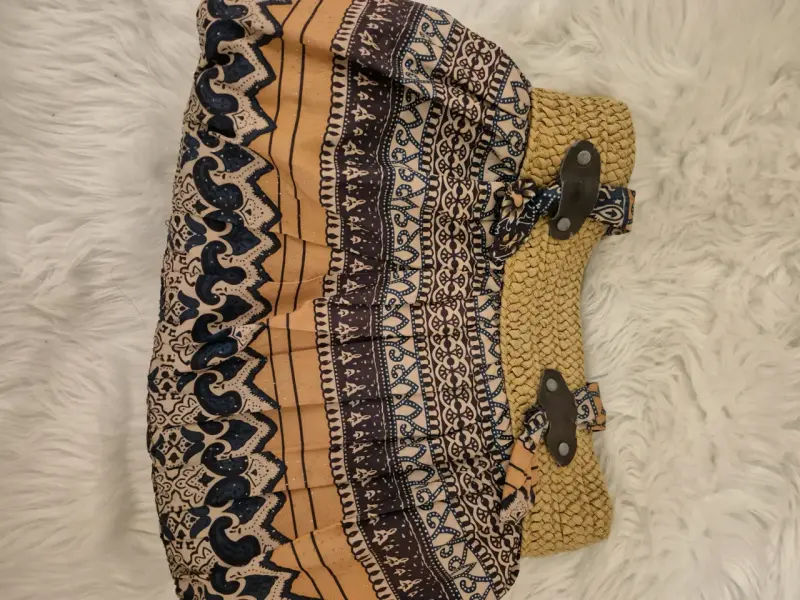 Bolso de tela con estampado floral - 2