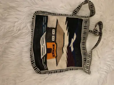 Bolso artesanal tejido - miniatura 1